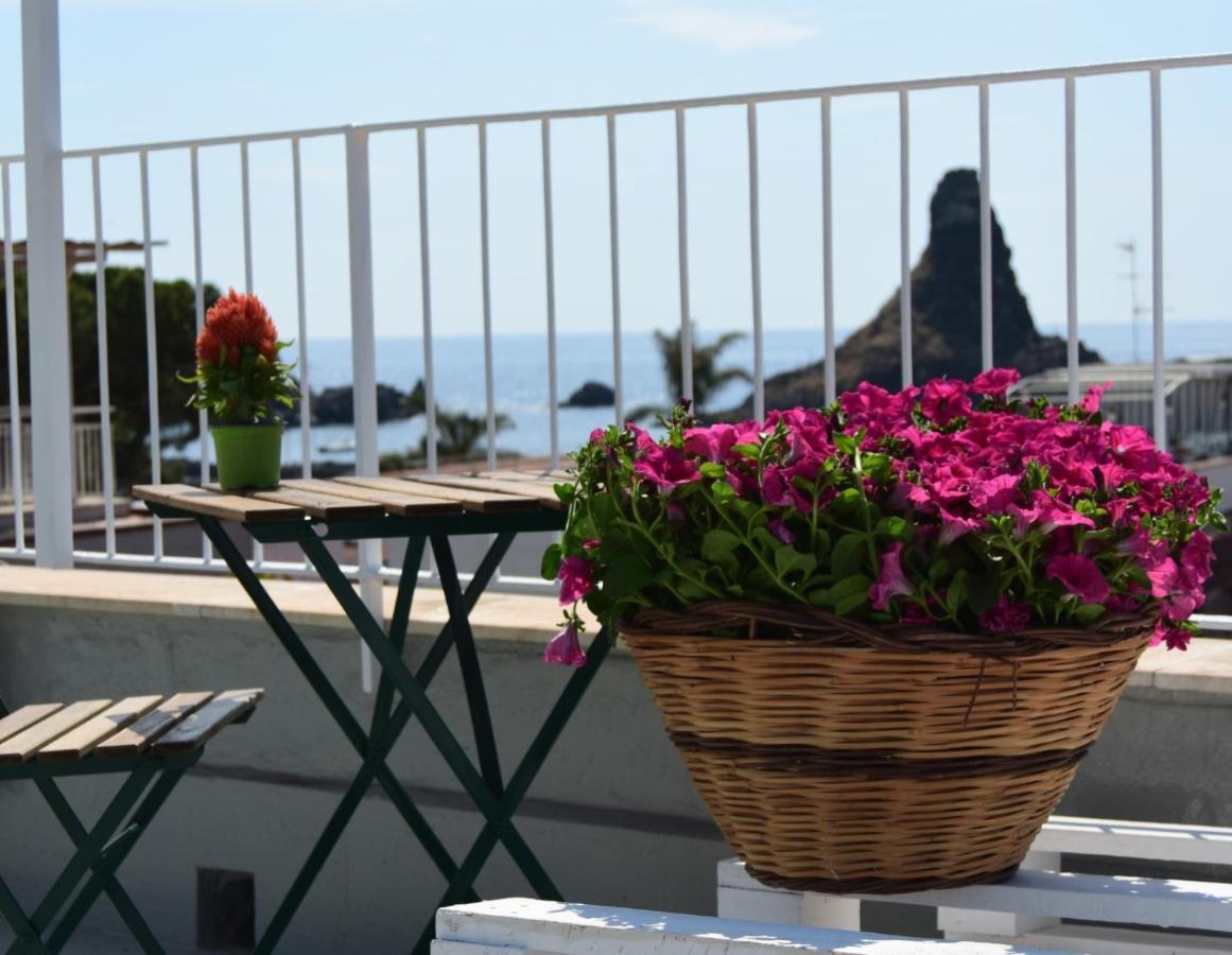 Casa Vacanze Caramagna Aci Castello Exterior photo